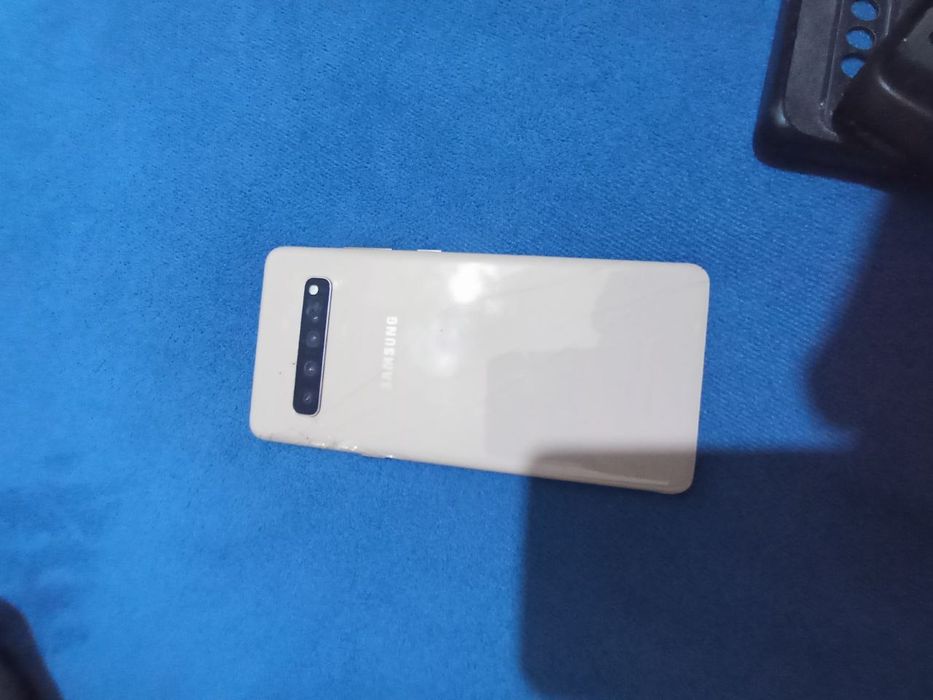 Samsung Galaxy S10 5G.