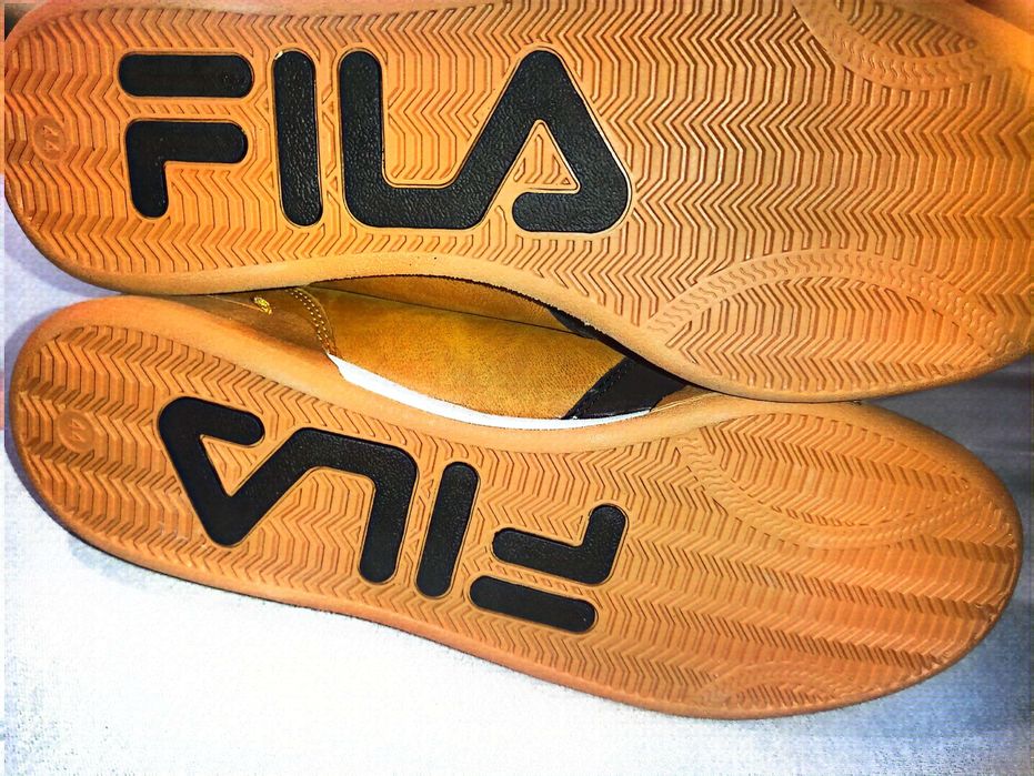 Adidași FILA marimea 44