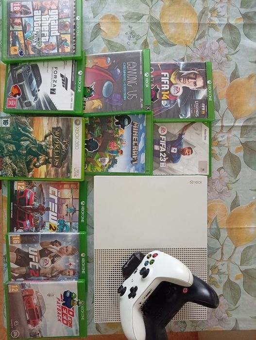 X box one ,2 console și jocuri
