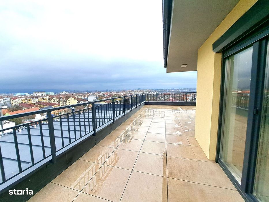 Penthouse Sibiu, terasa 107 mp, garaj — fotografia 1
