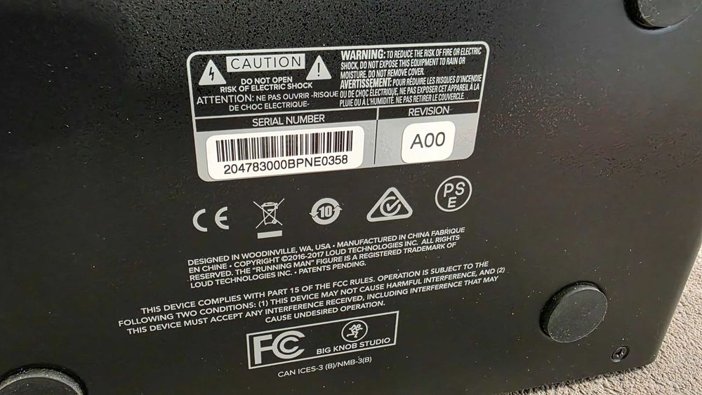 Mackie Big Knob Studio - Interfata audio si controller monitor studio (2 perechi monitoare)