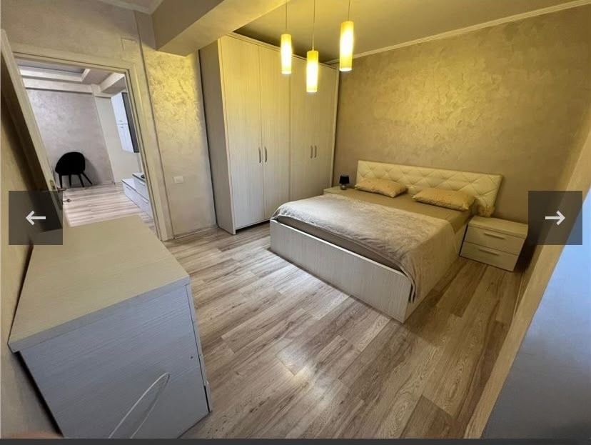 Proprietar vand apartament