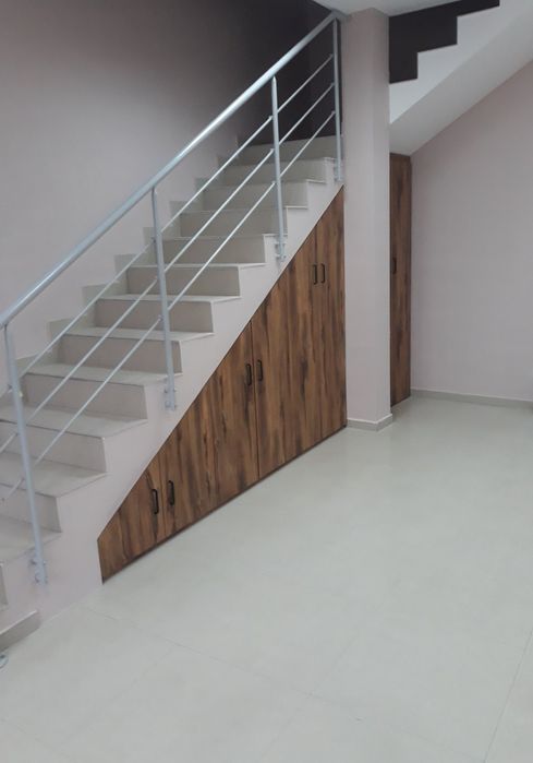 Мебели по поръчка