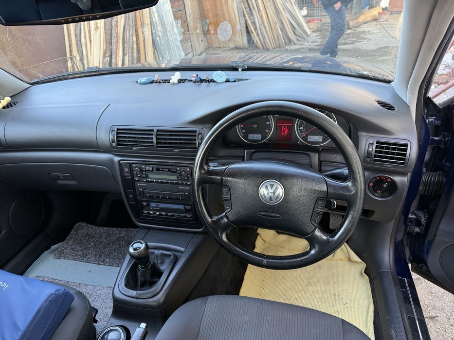 Vând Volkswagen Passat B5.5