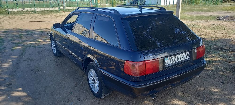 Продам ауди 100с4