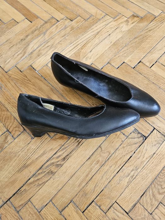 Кожанные туфли кожа