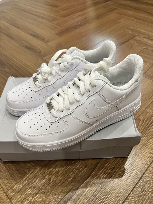 Белые кроссовки найк air force