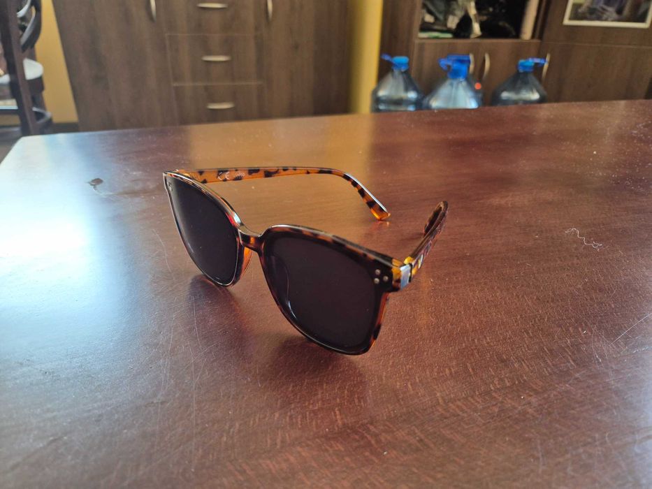 Луксозни слънчеви очила