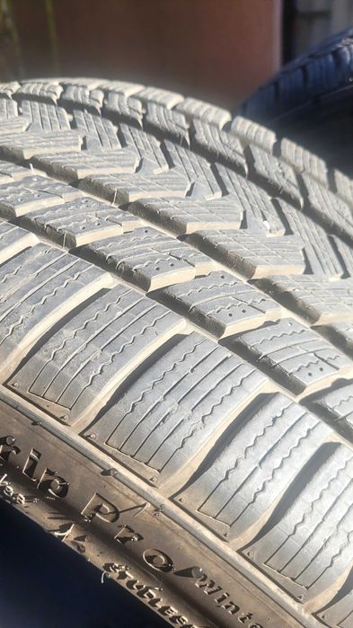 Anvelope iarna 225/40/R19 DOT3523
