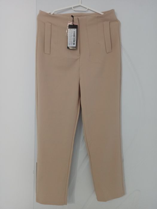 Дамски панталони и дънки