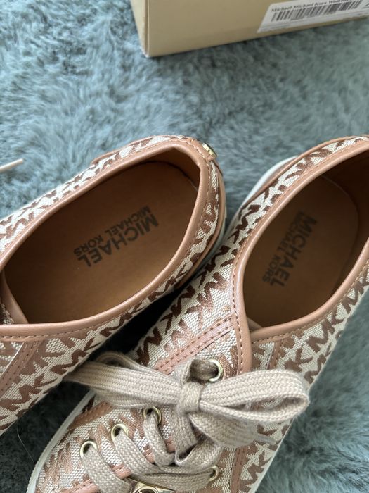 Tenesi super usori Michael Kors