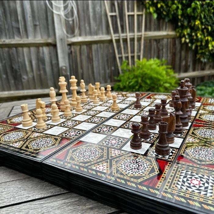 Луксозен ръчно изработен шах и табла  от Египет