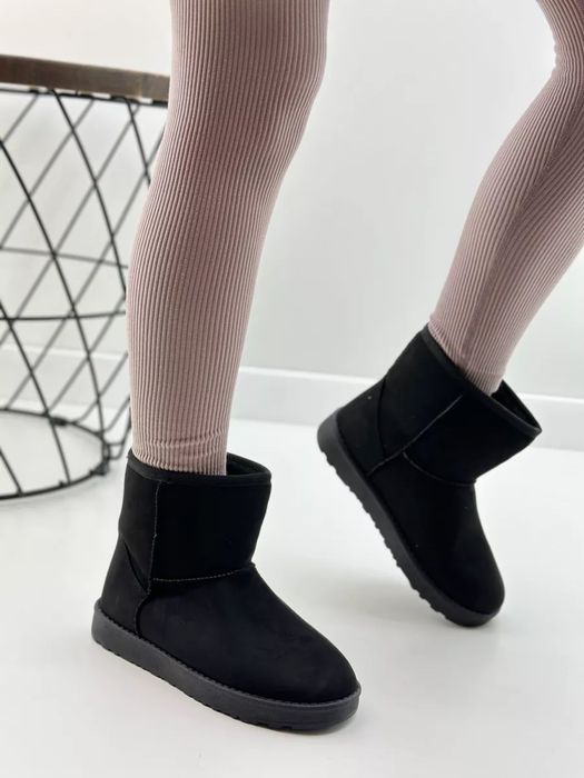 Срочно продаю угги