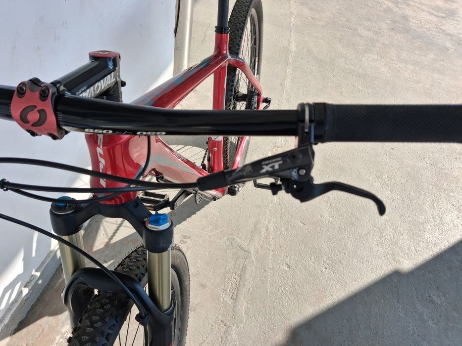 Bicicleta Fuji 29 carbon