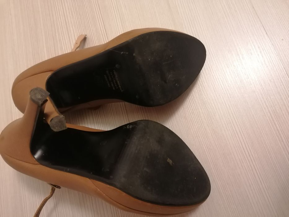 Дамски обувки, без забележка!