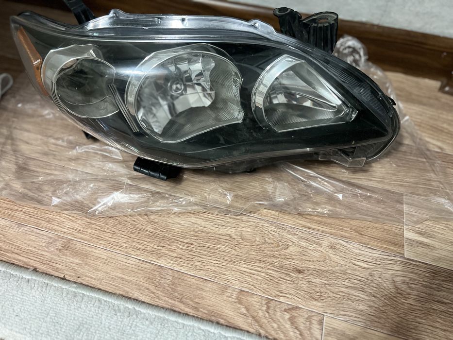 Фары для toyota corolla