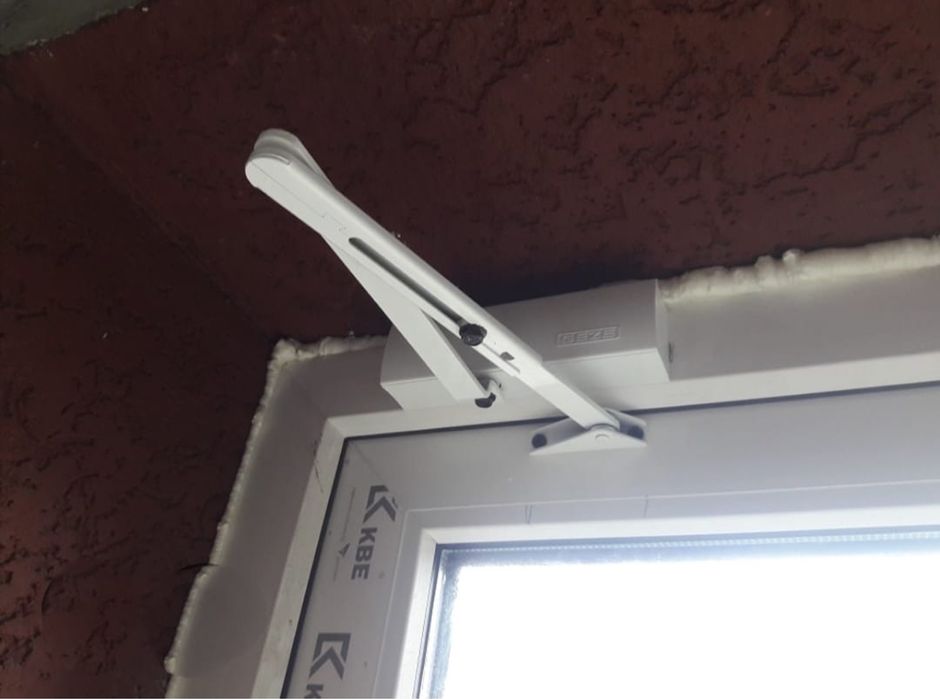 Ремонт пластиковых окон и дверей