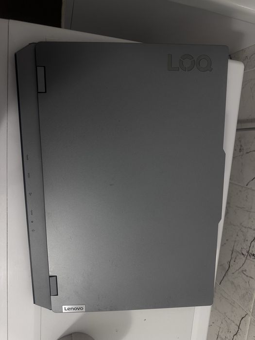 игровой ноутбук Lenova LOQ 15