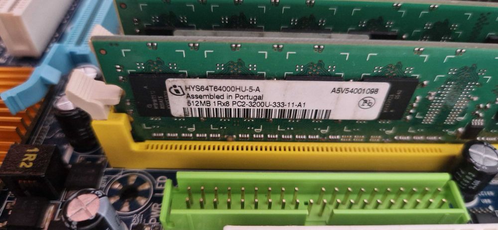 Kit pc 775 2gb intel 7400