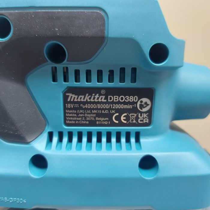 ПРОМОЦИЯ.Акумулаторна вибрационна шлайф машина Makita DBO380Z