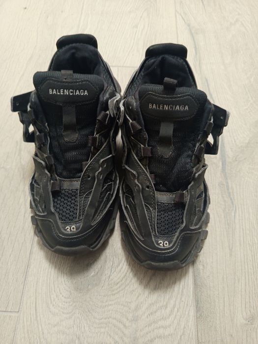 Balenciaga track 1 black
