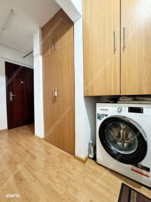 Apartament cu 2 camere dec., situat la parter, în cartierul Micro 21.