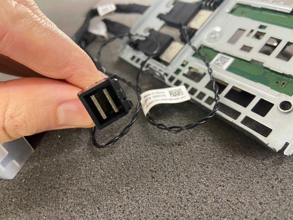 Dell 7820 5820 PCIe SSD FlexBay модул за 2.5" U.2 NVMe SSD