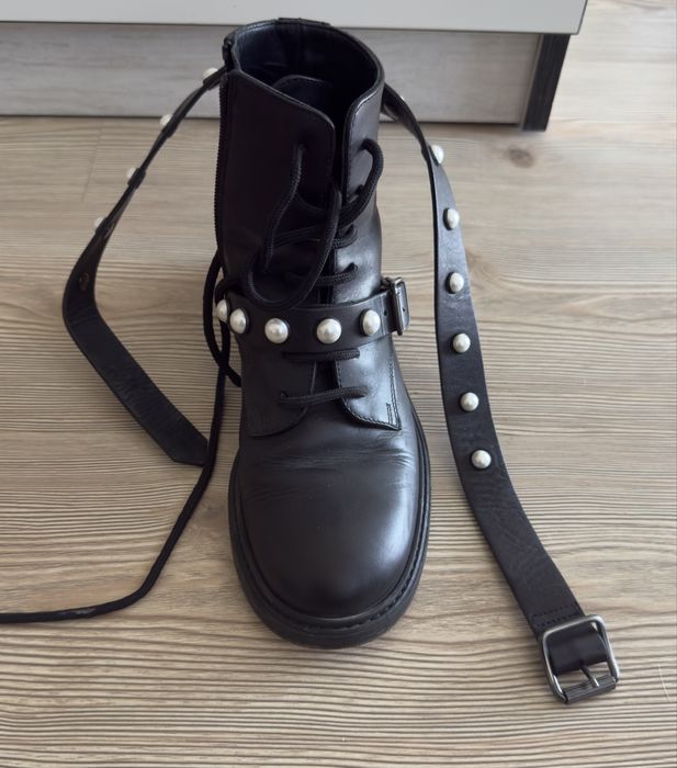 Черни боти Pinko
