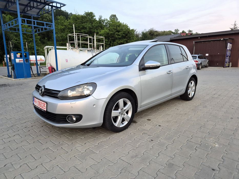 VOLKSWAGEN Golf 2011 — imagine 2