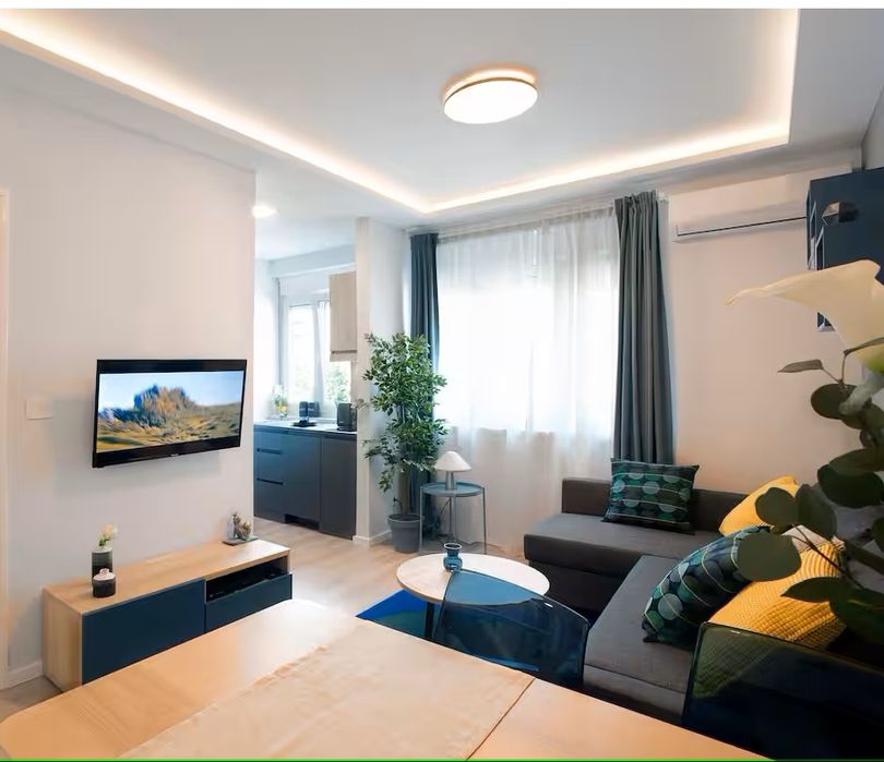 Дава се под наем Едностаен апартамент в София, Витоша - 45 кв.м за 367.2 € - Снимка #2