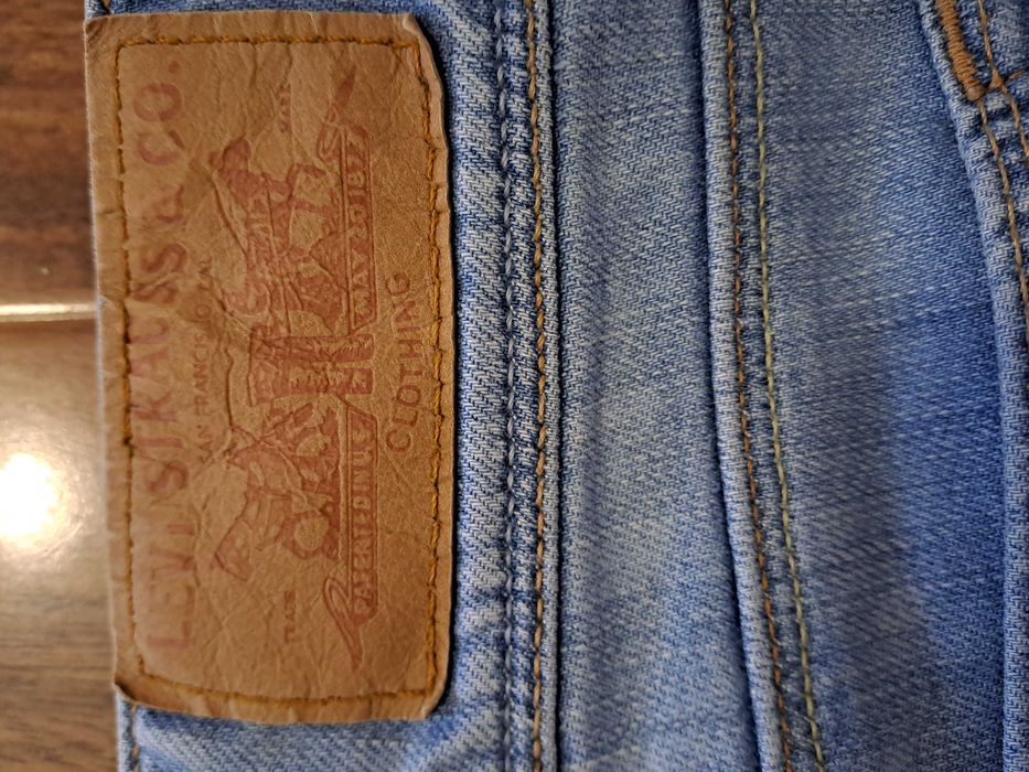 Blugi Levi's Originali Noi Marime W 32 L 32