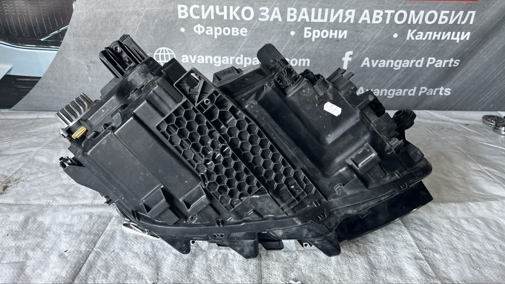 2 броя Ляв фар VW Passat B8 3G