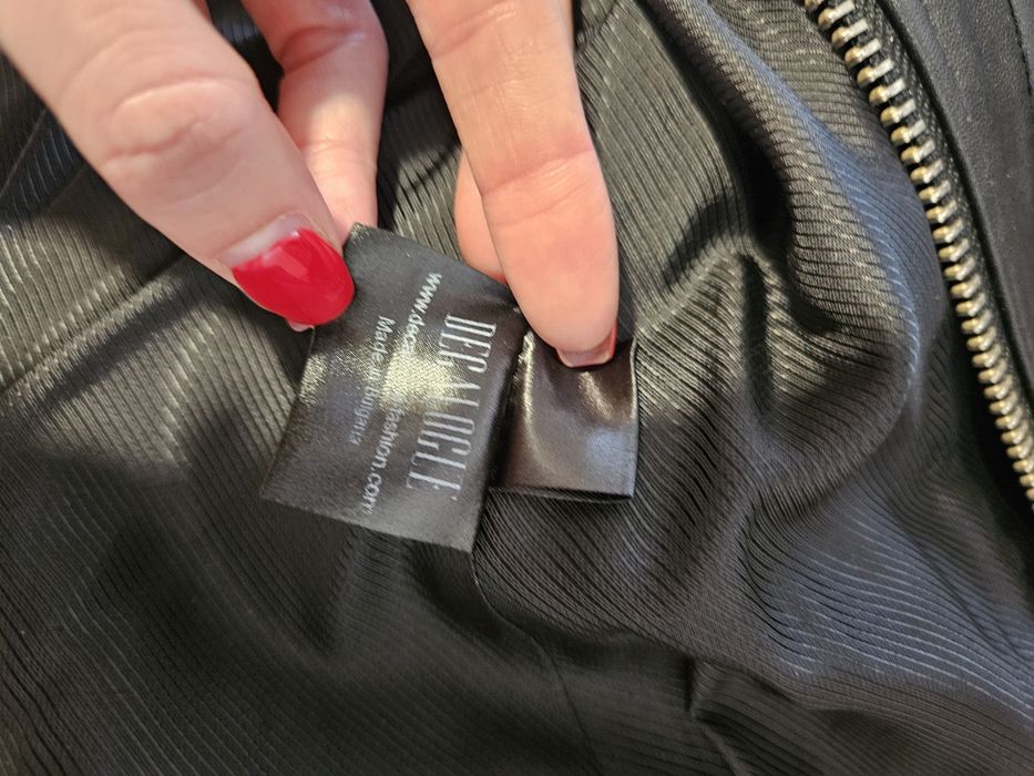 Дамско черно палто Decalogue