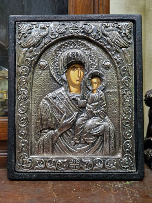 Прекрасна антикварна сребърна икона със сертификат