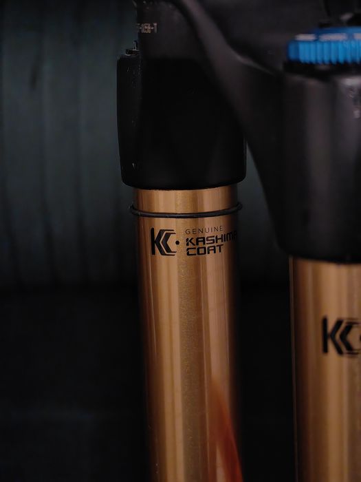 Pachet furca Fox 36 și dropper Fox Transfer Kashima