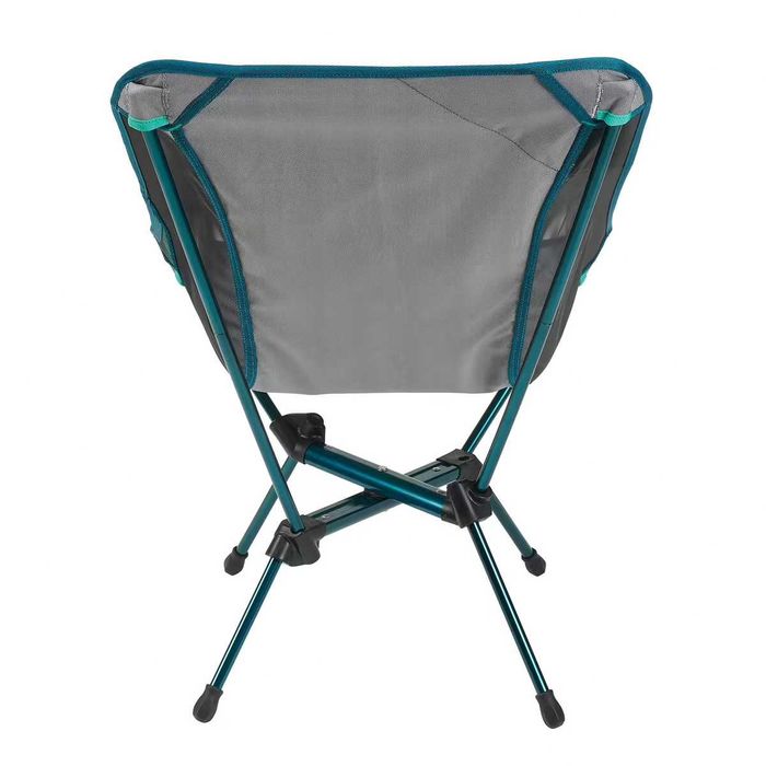 Scaun camping pliabil si compact Decathlon