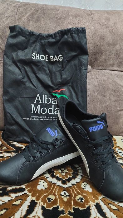 Продам кроссовки