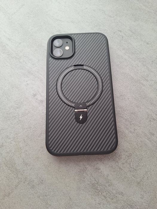 iPhone 11 с гарантий