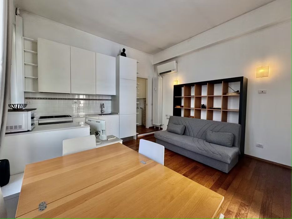 Дава се под наем Двустаен апартамент в София, Борово - 55 кв.м за 382.5 € - Снимка #1