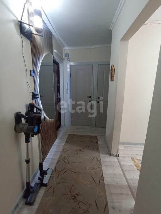 Продам 4х комн кв