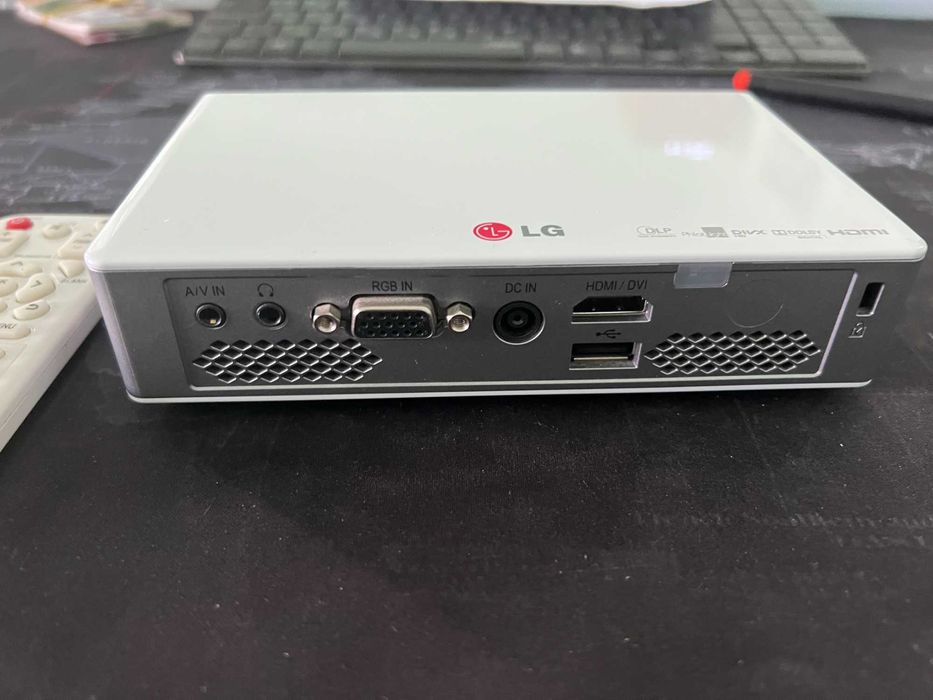 Проектор LG PB60G-JE