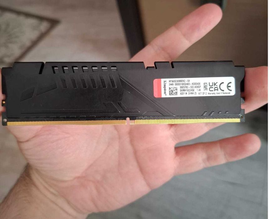 Memorie Kingston FURY Beast Black, 64GB (2x32GB) DDR5, 6000MT/s, CL40  Folosit/Used.