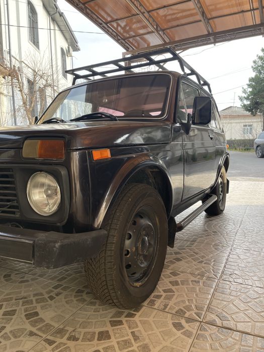 ВАЗ Нива 2121, мотор, ходовой ва редуктор ремонтдан чиқарилган.