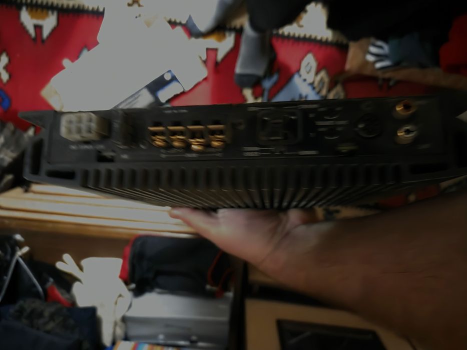 Усилвател Alpine3625