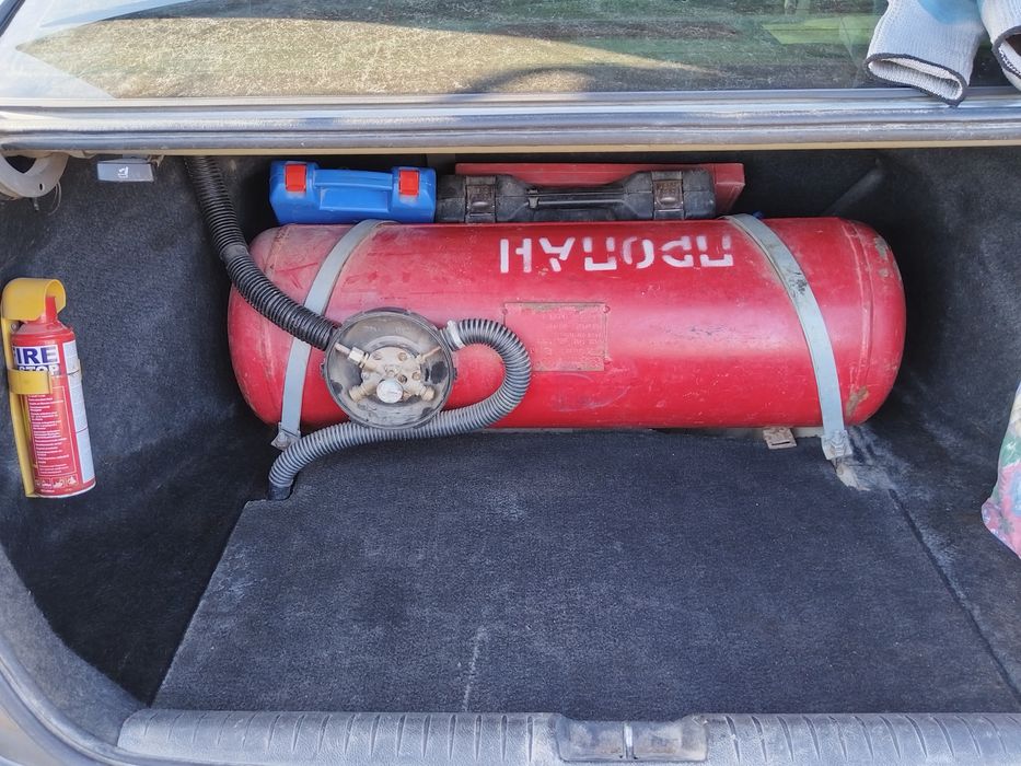 Газовый балон на авто