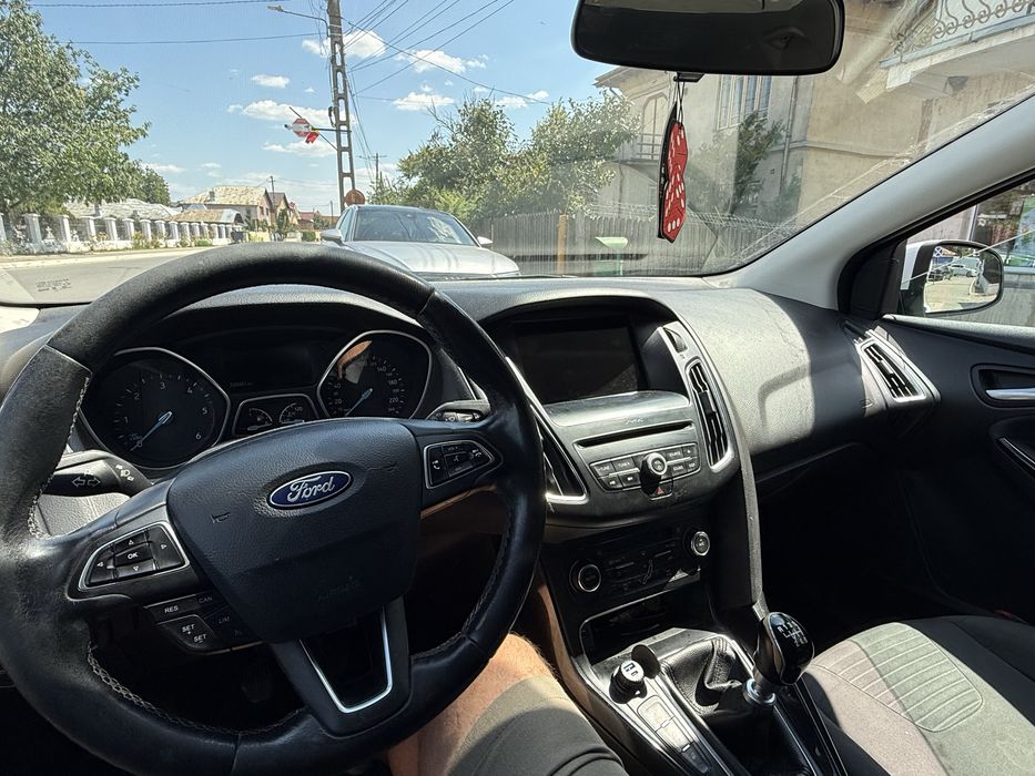 FORD Focus 2018 — imagine 5