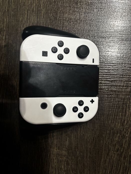 Nintendo Switch, наречен просто OLED