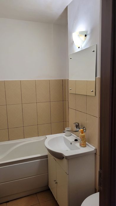 Garsonieră de închiriat