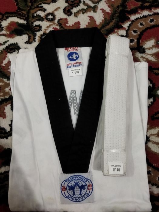 Форма таэквондо, борцовка