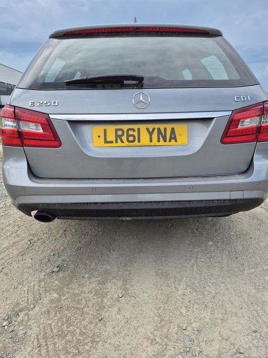 Capotă,aripi,bara,faruri,grilă,                                          Mercedes Eclass w212 AMG
